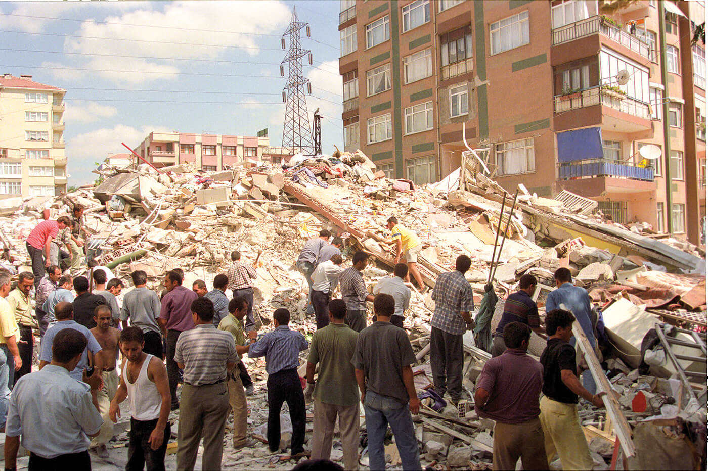 1999'da İstanbul, Avcılar'da büyük bir yıkım yaşandı