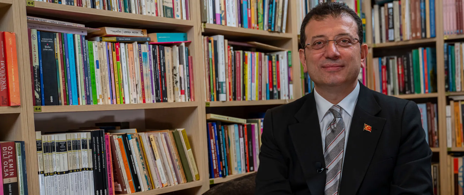 Ekrem İmamoğlu Aslıhan Sahaflar Çarşısı'nda