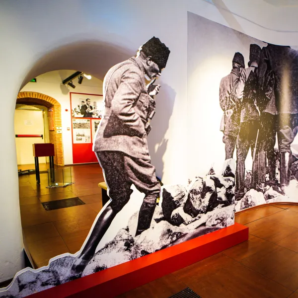 Atatürk Fotoğraflarının Hikâyesi sergisi 31 Mayıs'a kadar görülebilir