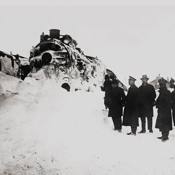 1929’DA ÇERKEZKÖY’DE KARA SAPLANAN ORİENT EKSPRES TRENİ