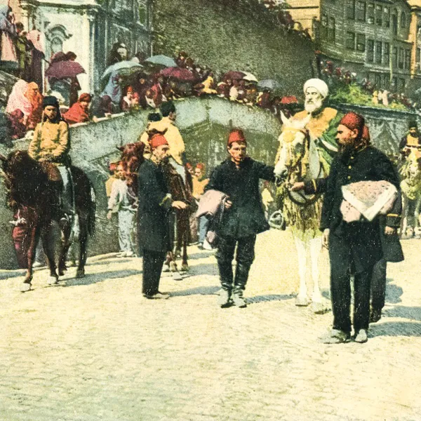 BİR SURRE ALAYI TASVİRİ BİR SURRE ALAYI TASVİRİ (FOTOĞRAF: İBB ATATÜRK KİTAPLIĞI)