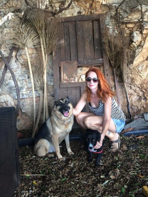 Aylin Aslım Co ve Nina ile