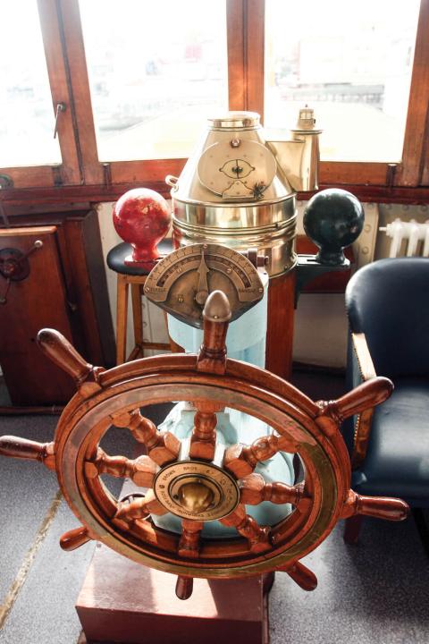 "Günün 2,5 saatini vapurda geçirince insanın vapurlara bakışı değişiyor" diyor Kaan Sezyum