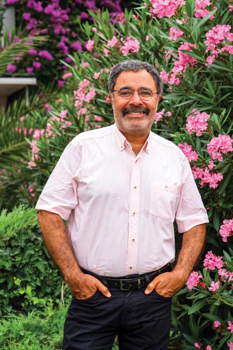 Ahmet Ümit: "Çok ülke gezdim, bence İstanbul yeryüzünün en güzel şehirlerinden biri." Ahmet Ümit: "Çok ülke gezdim, bence İstanbul yeryüzünün en güzel şehirlerinden biri."