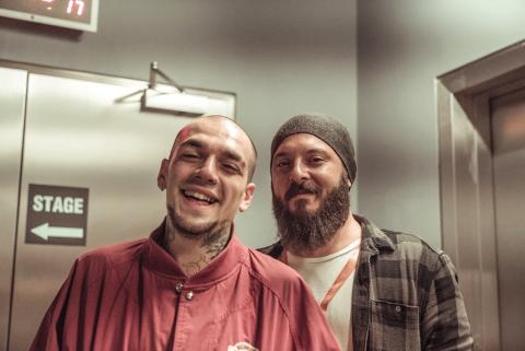 EZHEL VE BARIŞ AKPOLAT