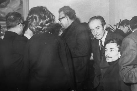 YAŞAR KEMAL (ORTADA), ORHAN KEMAL VE NECATİ TOSUNER AYNI KAREDE…